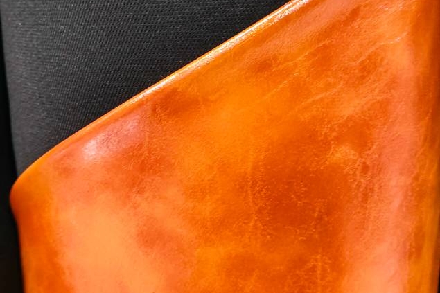 چرم کریستال